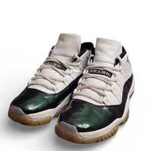 Air Jordan 11 Retro Low Emerald Size 10.5 528895-145 Men's Sneakers